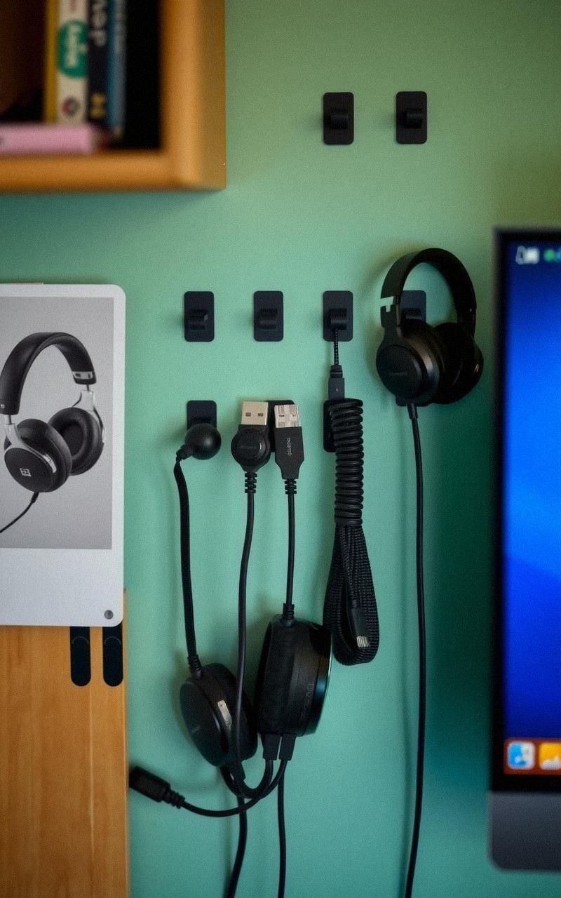Wall Hooks To Hang Headphones And Cables