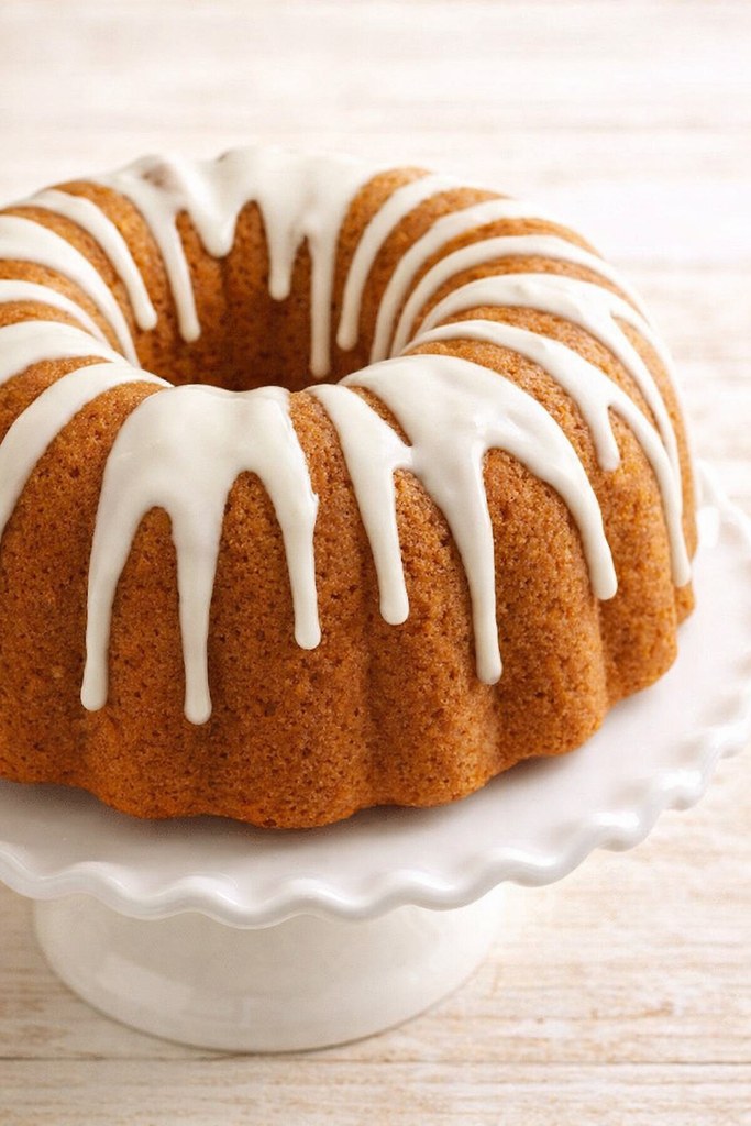 1 Pumpkin Cream Cheese Bundt Cake edited