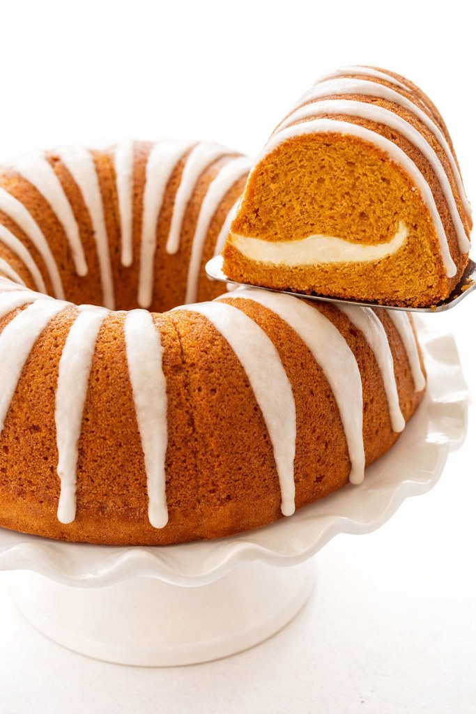 2 Pumpkin Cream Cheese Bundt Cake edited